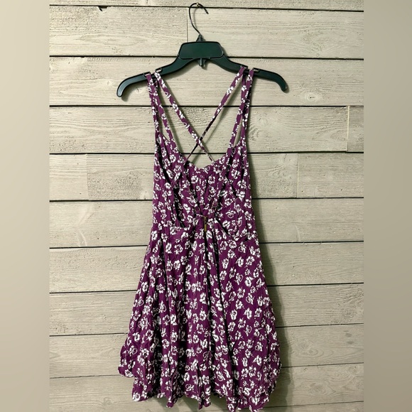 Kimchi Blue Urban Outfitters Purple White Floral Pattern Mini Dress Sz 4 Chic - Picture 6 of 12
